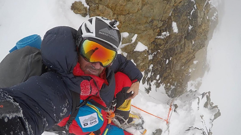 Imagen de Sergi Mingote publica en sus redes sociales durante una escalada en el K2.