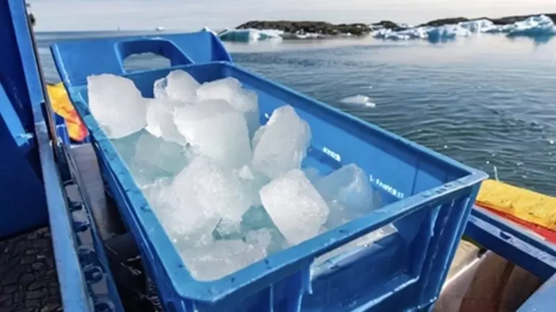 Hielo del ártico extraído por la empresa Artic Ice.