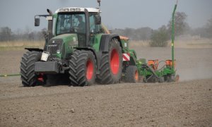 El número de propietarios de tierra que reciben ayudas europeas duplica al de autónomos y empresarios que trabajan en el campo. Foto: PxHere