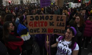 Una pancarta durante la manifestación feminista del 8M en Madrid. - EFE