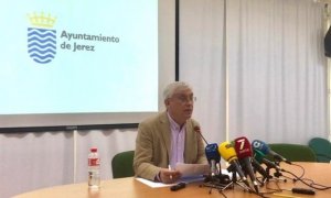 El delegado de Reactivación Económica, Captación de Inversiones, Educación y Empleo del Ayuntamiento de Jerez de la Frontera (Cádiz), Juan Antonio Cabello, en rueda de prensa este lunes. AYUNTAMIENTO DE JEREZ