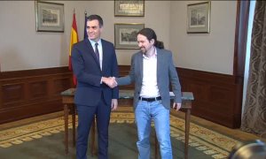 Sánchez e Iglesias firman un preacuerdo de Gobierno de coalición para desbloquear la situación política