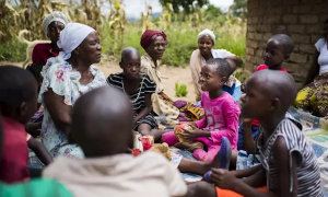 Mujeres y niñas afectadas por la crisis alimentaria en Zimbabue - MARCUS SIMAITIS /WORLD VISION