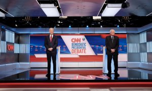 16/03/2020.-  Bernie Sanders y Joe Biden durante un debate electoral. / EFE