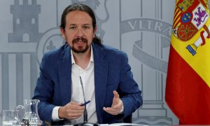 El vicepresidente segundo del Gobierno, Pablo Iglesias durante la rueda de prensa tras el Consejo de Ministros en el Palacio de la Moncloa este martes. EFE/J.J. Guillén