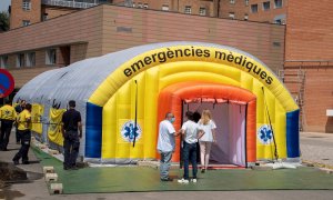 Hospital Arnau de Vilanova de Lleida, capital de la comarca del Segriá, donde se han registrado 190 casos de coronavirus. / EFE