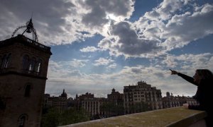 Imagen del campanario de la Universidad de Barcelona. | EFE