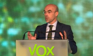 Vox incluye a Casado en el Gobierno de Sánchez como "ministro de la oposición"