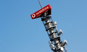 Una torre de telecomunicaciones de Vodafone, en Berlín. REUTERS/Fabrizio Bensch