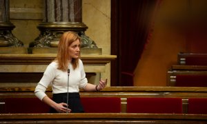 La líder de los comuns en el Parlament, Jéssica Albiach, interviene durante la Diputación Permanente del Parlament, en Barcelona, Catalunya