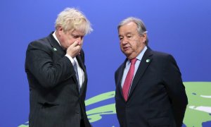 El primer ministro británico, Boris Johnson, y el secretario general de la ONU, Antonio Guterres, en Glasgow este lunes 1 de noviembre de 2021.