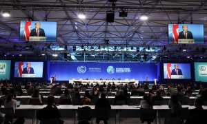 El secretario general de la ONU, Antonio Guterres, habla en un plenario de la COP26 de Glasgow.