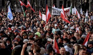 Protesta en Viena contra las medidas sanitarias para frenar el coronavirus.