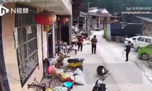 Instante en el que un terremoto sacude un casa en la provincia de Sichuan, suroeste de China, a 1 de junio de 2022.