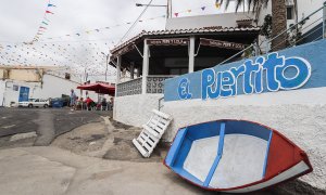 Un mural en una de las paredes del Puertito de Adeje, en Tenerife