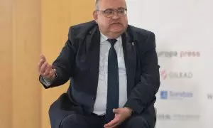 El consejero de Sanidad de la Junta de Castilla y León, Alejandro Vázquez Ramos, interviene durante un desayuno socio-sanitario, a 4 de noviembre de 2022, en Madrid.