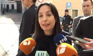 Mercedes González responde a los que cuestionan su formación para dirigir Guardia Civil