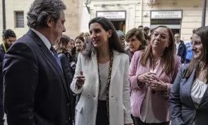 Llanos Massó, junto a Rocío Monasterio, en una imagen de archivo.