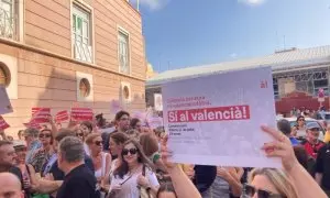 Manifestación en Borriana contra la censura de Vox a varias revistas en valenciano.