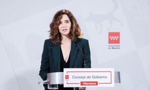 La presidenta de la Comunidad de Madrid, Isabel Díaz Ayuso, durante una rueda de prensa, en el Ayuntamiento de Villamanta, a 27 de septiembre de 2023