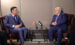 El presidente del Gobierno, Pedro Sánchez, en un encuentro mantenido con el presidente de la Autoridad Nacional Palestina, Mahmud Abbas, en Nueva York en 2022. Thaer Ganaim / APA Images via ZUMA / DPA