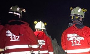 Los bomberos rescatan a dos jóvenes en el monte La Garita que no podían seguir caminando