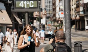 Un termómetro con una temperatura de 41ºC durante la cuarta ola de calor del verano, a 23 de agosto de 2023, en Bilbao, País Vasco.