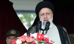 El presidente de Irán, Ebrahim Raisi, pronuncia su discurso en el Día del Ejército celebrado en una base militar en Teherán el pasado 17 de abril.