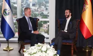 El Rey Felipe VI (i) durante una reunión con el presidente electo de El Salvador, Nayib Bukele (d), en la Torre Presidente, a 1 de junio de 2024, en El Salvador (San Salvador).