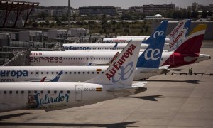 Archivo. Aviones de distintas aerolíneas en la T4 del Aeropuerto Adolfo Suárez Madrid-Barajas.