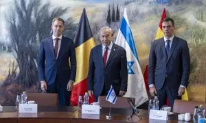 El primer ministro belga, Alexander de Croo; el primer ministro del Estado de Israel, Benjamin Netanyahu, y el presidente del Gobierno, Pedro Sánchez, durante un encuentro a 23 de noviembre de 2023