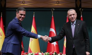 Pedro Sánchez, junto al presidente de Turquía, Tayyip Erdogan, en 2021 en Ankara.
