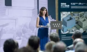 La presidenta de la Comunidad de Madrid, Isabel Díaz Ayuso, interviene durante la presentación del nuevo proyecto Ciudad de la Salud de la Comunidad de Madrid, en la Real Casa de Correos