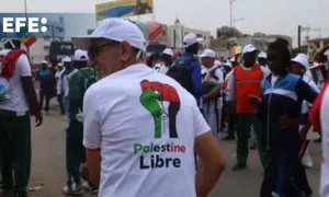 Activistas en Dakar marchan en apoyo a Palestina