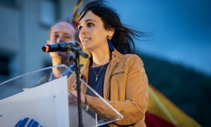 La líder del partido de extrema derecha Aliança Catalana y alcaldesa de Ripoll, Silvia Orriols, durante un mitin en Girona, Catalunya.