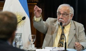 Un senador de Milei propone legalizar la venta de niños y los tuiteros tiran de ironía: 