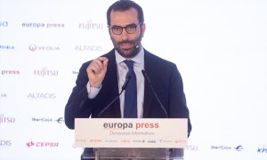 El ministro de Economía, Carlos Cuerpo, interviene durante un desayuno informativo de 'Europa Press'