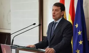 El presidente de la junta de Castilla y León, Alfonso Fernández Mañueco, comparece en rueda de prensa tras el anuncio de Vox de romper sus gobiernos de coalición