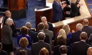 La imagen de la vergüenza: Netanyahu, recibido en el Capitolio con los aplausos de los republicanos