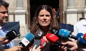 La portaveu del grup parlamentari de Junts, Mònica Sales, en declaracions als mitjans