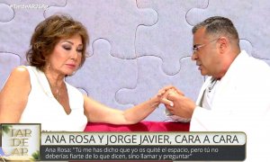 Jorge Javier Vázquez visita el programa de Ana Rosa Quintana y triunfa: "No hables de okupas, que mi madre tiene miedo de salir a la calle por ti"