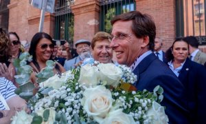 El alcalde de Madrid, José Luis Martínez-Almeida, durante un acto en la iglesia de la Virgen de la Paloma.