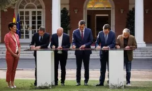 Firma del pacto social en La Moncloa