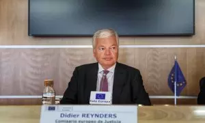 El comisario de Justicia de la UE, Didier Reynders, ofrece una rueda de prensa en las oficinas de la Representación de la Comisión Europea en España, a 18 de septiembre de 2024, en Madrid (España).