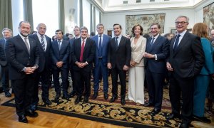 José Luis Escrivá posa con los presidentes y principales directivos de la banca española en el acto de su toma de posesión como gobernador del Banco de España, en la sede de la institución, en Madrid. E.P./Alberto Ortega / Europa Press