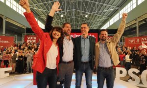 De izd. a der., Ana Redondo, Óscar Puente, Pedro Sánchez, y Luis Tudanca en un acto de la campaña para las municipales y autonómicas de mayo de 2023, en Valladolid. E.P./Photogenic/Claudia Alba / Europa Press