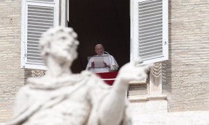 El Papa Francisco dirige el rezo del Ángelus en la Plaza de San Pedro, en el Vaticano, a 7 de septiembre de 2024.