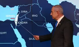 Benjamin Netanyahu habla durante una rueda de prensa para los medios de comunicación extranjeros en la GPO de Jerusalén.