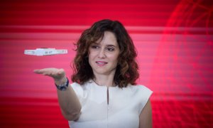 La presidenta de la comunidad de Madrid, Isabel Díaz Ayuso en el Centro de Innovación Digitaliza, Madrid.