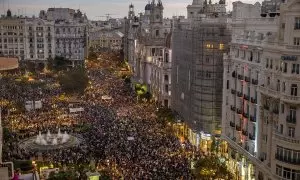 Miles de personas se manifiestan en protesta por la gestión de la dana y con el lema "Mazón dimisión", en alusión al president de la Generalitat.